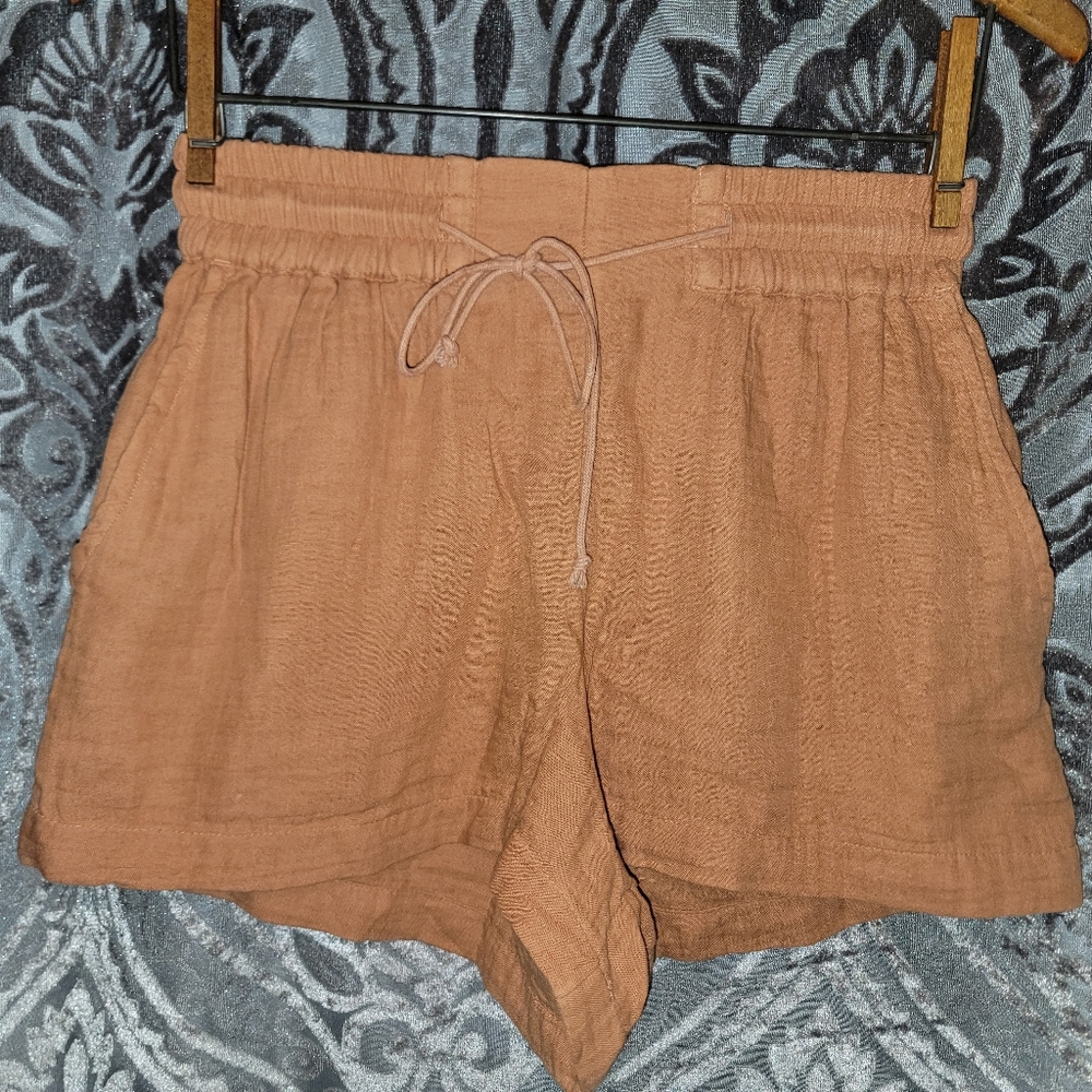 Billabong High Waist Orange Shorts